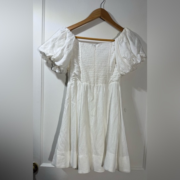 NWT Astr the Label Ulla Off The Shoulder Dress in White - Picture 7 of 9